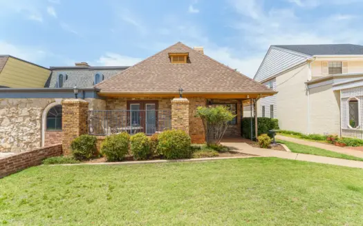 Clinton, OK Townhome on quiet cul-de-sac for Sale
