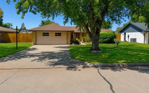 Three bedroom two bath Elk City, OK Home For Sale