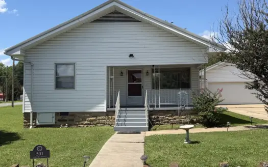 Home for sale Wilburton, OK 3 bedroom 2 bath on corner lot.