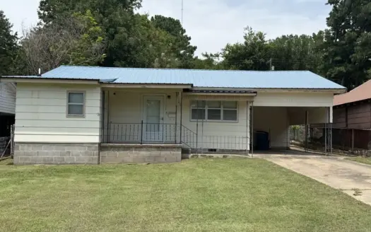 2 bed, 2 bath home FOR SALE in Wilburton