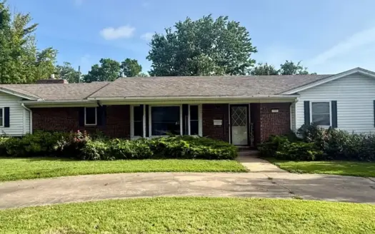4 Bed, 3 Bath Home in McAlester, OK