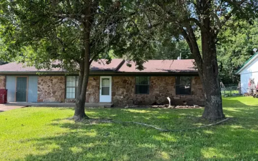 3 Bedroom Home for Sale in Hugo, Oklahoma