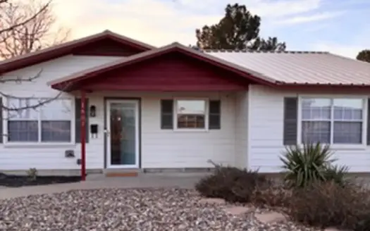 Well Maintained 3 BR 2 Bath Home in Fort Stockton, TX 79735