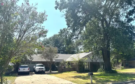 Affordable 3-Bedroom 2-Bath Home in Established Morningside