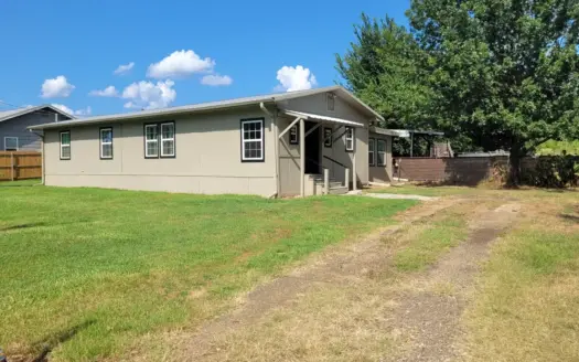 Country Home on 1.89 Acres in Detroit TX