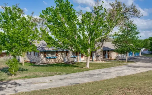 Home For Sale Boerne Tx, 4 Acres near town