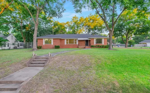 Classic Mid-Century Brick Home in Linden, TX