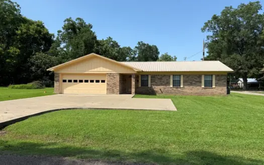 Charming 3-Bedroom Brick Home for Sale in De Kalb, Texas