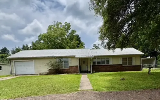 Rare Opportunity in Avery, Texas!!