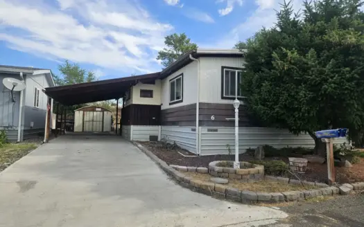 Well-Maintained 55+ Park Home with Stylish Upgrades