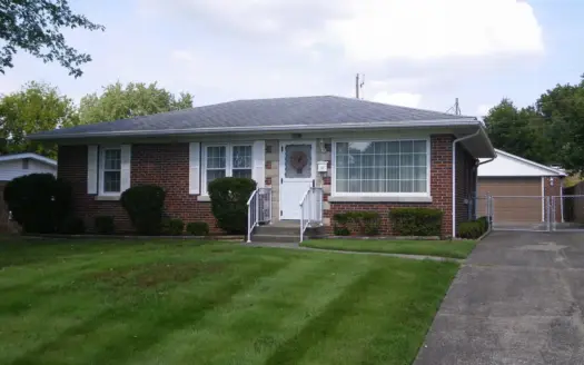 Awesome Evansville west side brick home