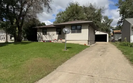 Move In Ready Oskaloosa Home For Sale