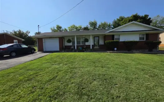 3 bedroom 1.5 bath home for sale in Franklin, Ky.