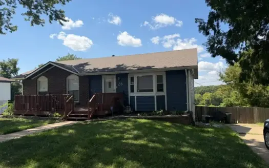 4 Bedroom Home in Small Subdivision For Sale