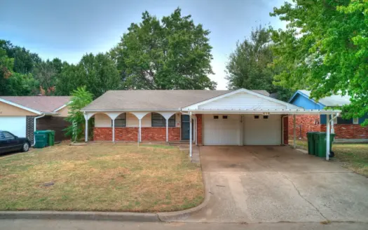 Home For Sale In Yukon, Oklahoma