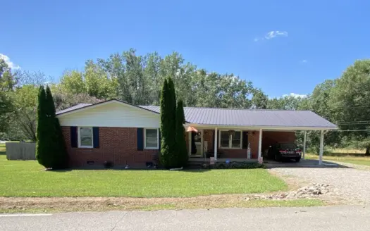 3 Bedroom Brick Home With Fenced Yard In Adamsville Tn