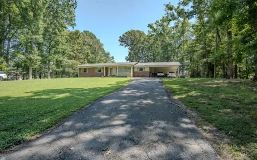 Updated 4-Bedroom Home On 1.34± Acres In Lawrenceburg!