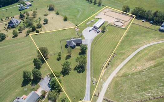 Equine Property for Sale in Leipers Fork