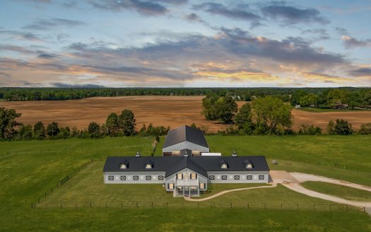 Tennessee Equestrian Farm for Sale W/ Morton Stables & Barn