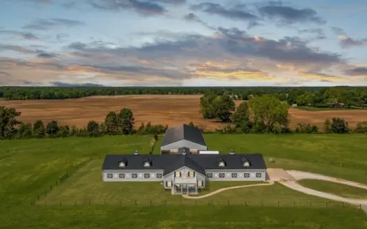 Tennessee Equestrian Farm for Sale W/ Morton Stables & Barn