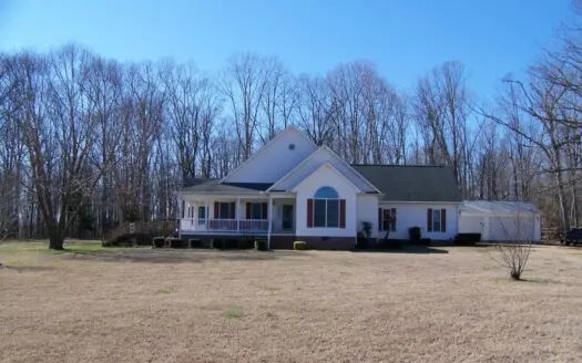 4 Bedroom Country Home with Acreage for Sale, Creek, Fencing