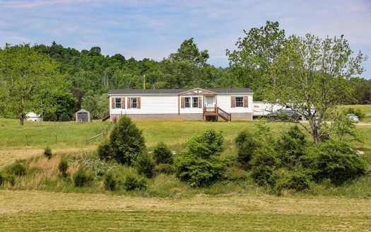 Country Home for Sale in Somerset Kentucky