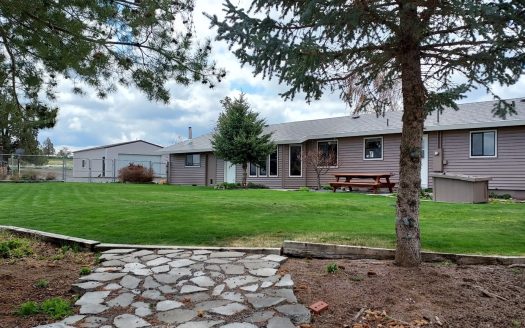 3 Bed/2 Bath Home W/ Upgrades/ Shop/ on 11.8 Acres