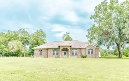 Home with Views Of Peacock Lake in Live Oak, Fl