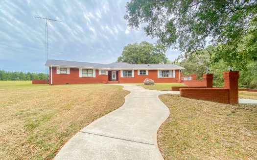5 Bed / 4 Bath Home W/ Finished Basement 48 Acres Geneva Al