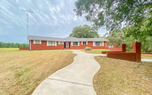 5 Bed / 4 Bath Home W/ Finished Basement 48 Acres Geneva Al