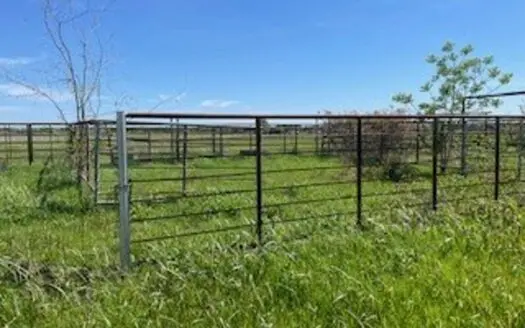 Land with Acreage for Sale in Corsicana, Texas