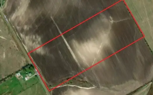 Lan With Acreage For Sale in Milford, TX