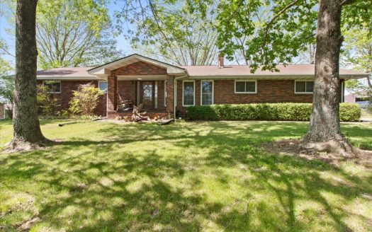 Hobby Farm near Licking Missouri in Southern MO Ozarks