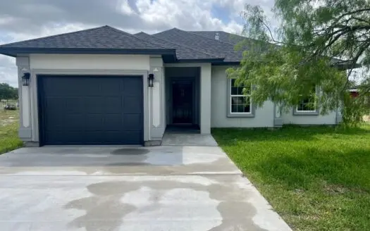 Country Home on Acreage Orange Grove, Texas ~ Horses Allowed