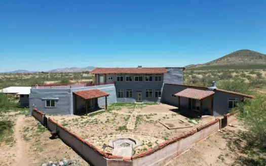 Custom Estate In Dragoon Mtn Ranch, St. David, AZ