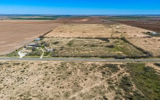 17.5 Acre, 3 bed/2 bath in MILES, TX. with 3 barns  !!REDUCED!!