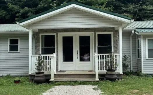 Country home with wooded land and pasture in Lewis county ky