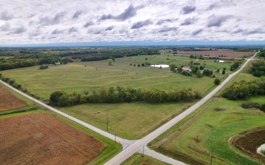 9 Acres in Caldwell County MO – Build Site with Creek & Well