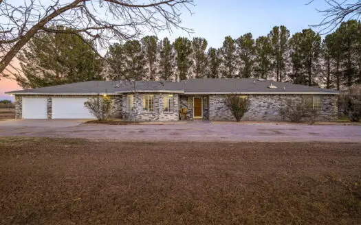 Updated Home and Land for Sale in Las Cruces, NM – Horse Friendly