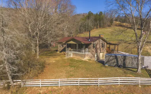 Turnkey Farmstead Brick Ranch Unrestricted Acres Claiborne Co TN