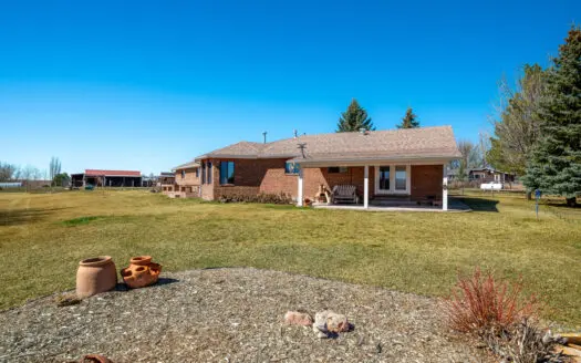 Horse property in private Viste Estates | 3 bed | Bunk House