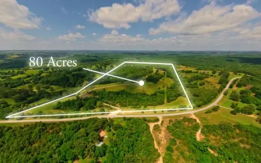 88-Acre Horse Farm with Custom Ranch Home | Gainesville, MO