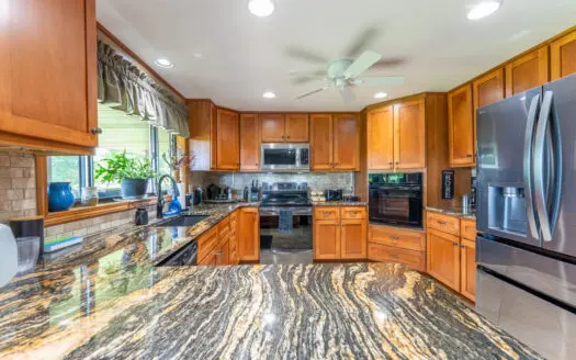88-Acre Horse Farm with Custom Ranch Home | Gainesville, MO