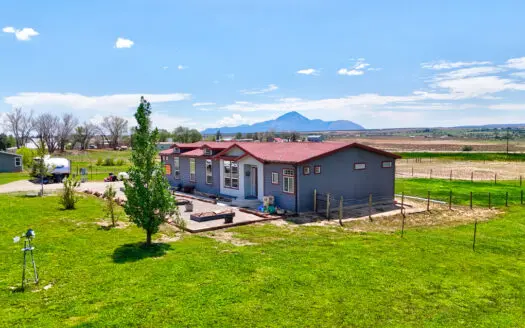 Custom Home on 3 Acres with RV Hookup