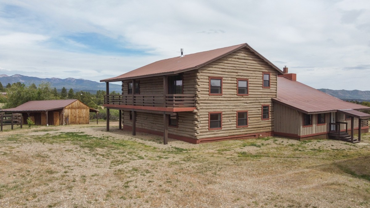 Large Remodeled Log Home For Sale in Montezuma County, CO