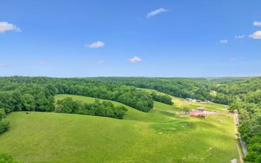 Farm for Sale with the Ability to run cattle, row crop and Equine