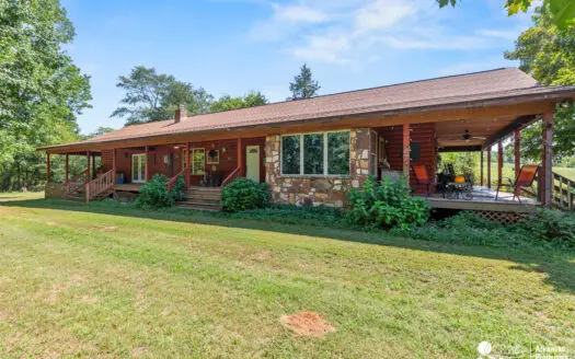 Your Private Arkansas Retreat Awaits – $699,900