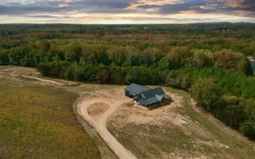 Newly Constructed Barndominium for Sale in Carroll Co. Tennessee