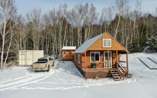Secluded Cabin on 550 Acres with Stunning Views & Privacy
