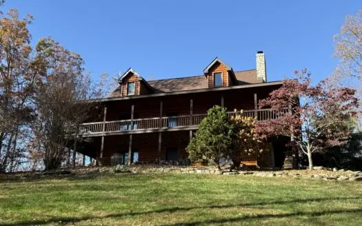 Secluded Country Home On 34.78+/- Acres & Garage – Middleburg, Ky